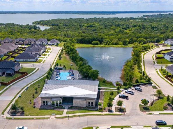 313  Savannah Lane , Oak Point Texas 75068