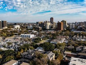 4023  Rawlins Street  105, Dallas Texas 75219