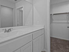 528  SHADED GROVE Drive , Denton Texas 76259