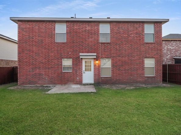 2924  Volturno Drive , Grand Prairie Texas 75052