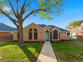 2060  Heather Glen Drive , Lewisville Texas 75067