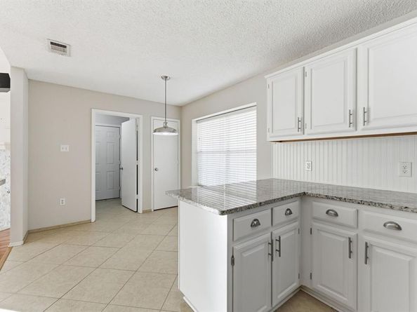 2060  Heather Glen Drive , Lewisville Texas 75067