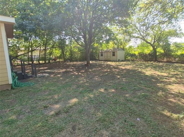 6713  Lakeside Drive , Lake Worth Texas 76135