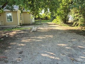 6713  Lakeside Drive , Lake Worth Texas 76135