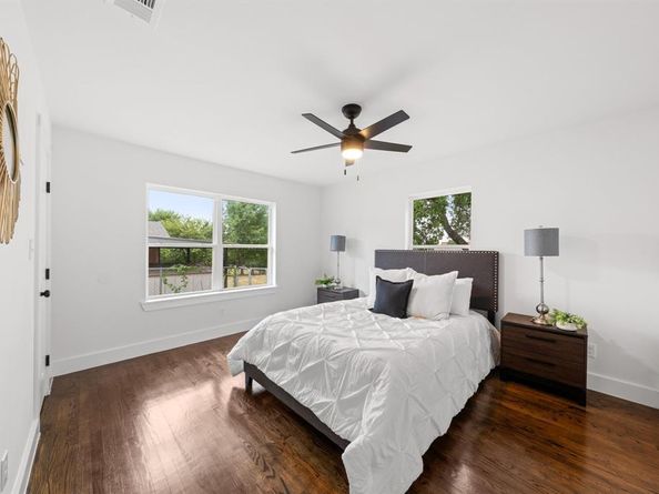 4129  Huckleberry Circle , Dallas Texas 75216