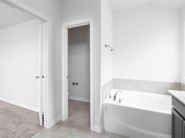 2216  Briarbrook Drive , Denton Texas 76207