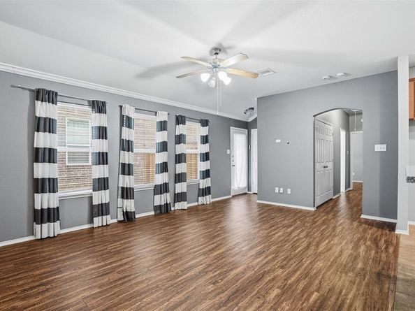 1425  Ravenwood Drive , Mansfield Texas 76063