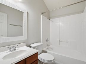 1425  Ravenwood Drive , Mansfield Texas 76063