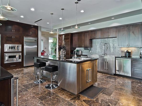 1001  Red Wing Court , Mansfield Texas 76063