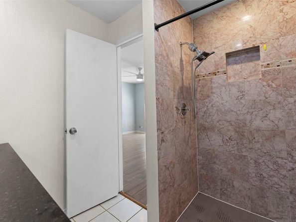 7125  Fair Oaks Avenue  12, Dallas Texas 75231