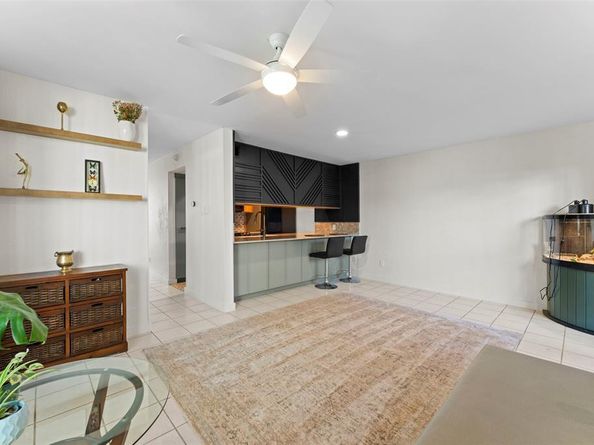 7125  Fair Oaks Avenue  12, Dallas Texas 75231