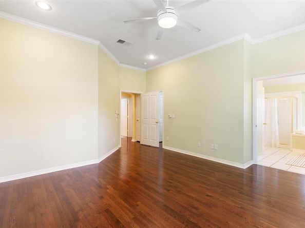 2219  Pecan Grove Court , Dallas Texas 75228