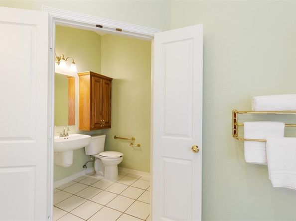 2219  Pecan Grove Court , Dallas Texas 75228