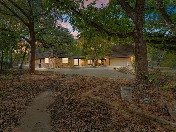 5300  Northcrest Road , Fort Worth Texas 76107