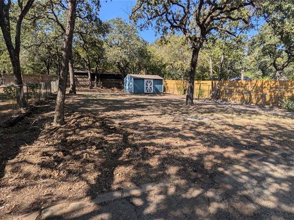 2220  Jenson Road , Fort Worth Texas 76112
