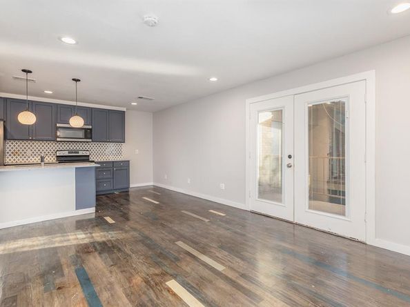 12834  Midway Road  2109, Dallas Texas 75244