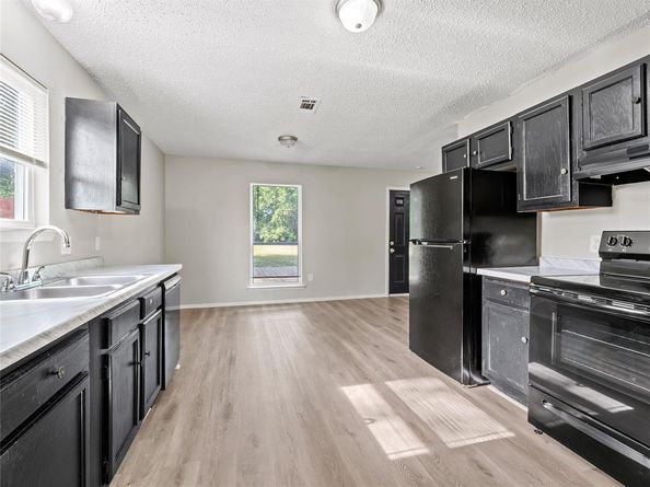 638  Matador Drive , Oak Point Texas 75068