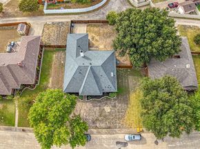 909  Aspen Drive , DeSoto Texas 75115