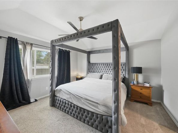 909  Aspen Drive , DeSoto Texas 75115