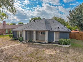 909  Aspen Drive , DeSoto Texas 75115