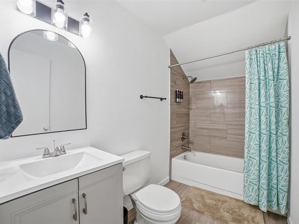 2821  Lancer Lane , Garland Texas 75044