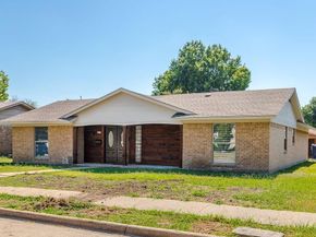 2414  Richland Drive , Garland Texas 75044