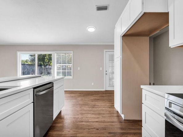 2414  Richland Drive , Garland Texas 75044