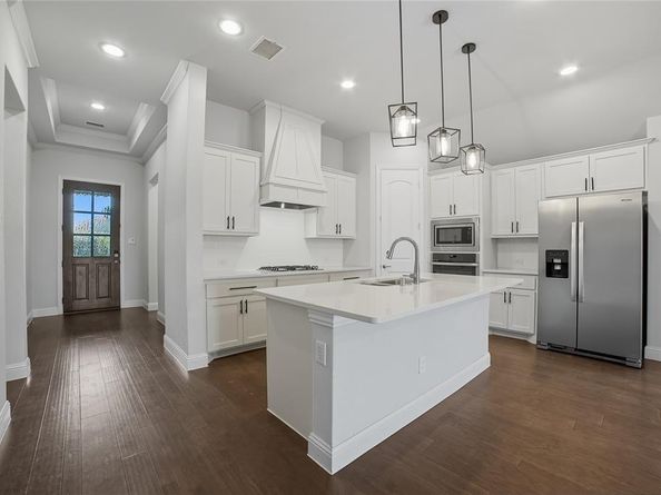 841  Mildren Lane , Fate Texas 75087