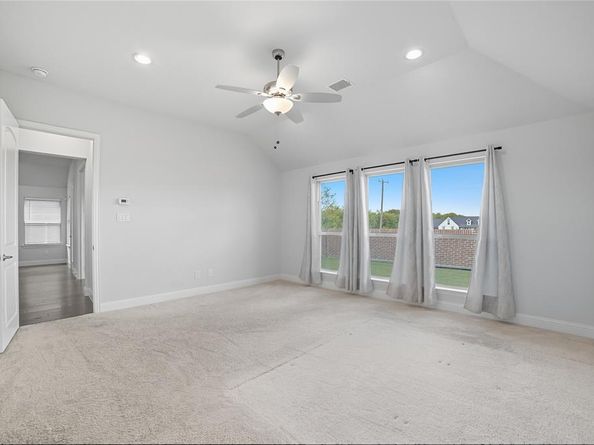 841  Mildren Lane , Fate Texas 75087