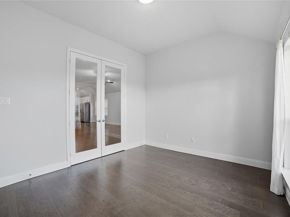 841  Mildren Lane , Fate Texas 75087