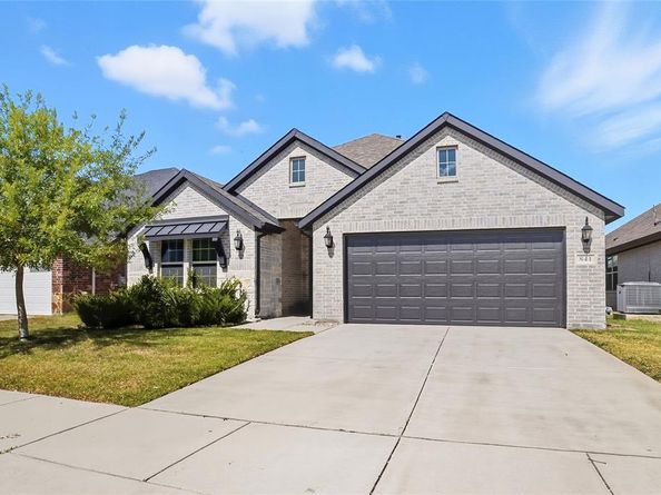 841  Mildren Lane , Fate Texas 75087