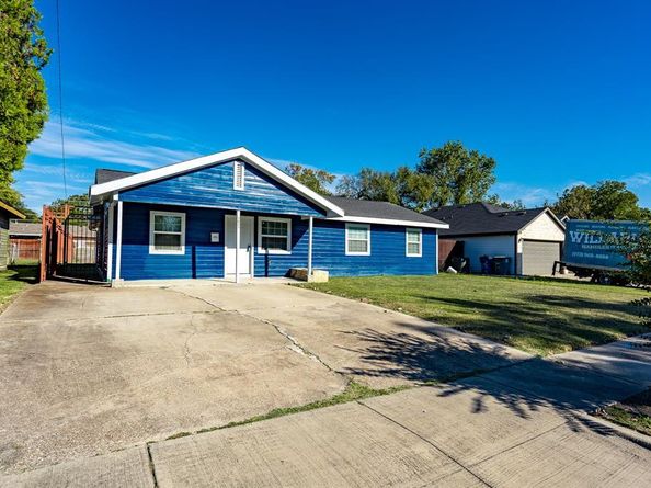 2831  Kilburn Avenue , Dallas Texas 75216