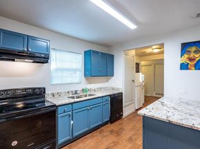2831  Kilburn Avenue , Dallas Texas 75216