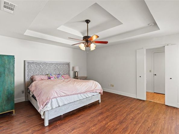 4243  Blackheath Road , Dallas Texas 75227