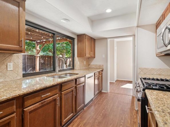 5032  Pemberton Lane , The Colony Texas 75056