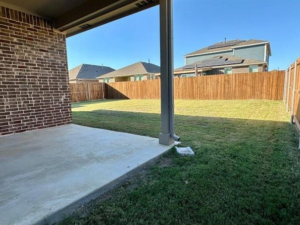 1620  SWALLOW Street , Denton Texas 76205