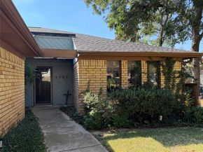 1104  Mayleaf Drive , Irving Texas 75060