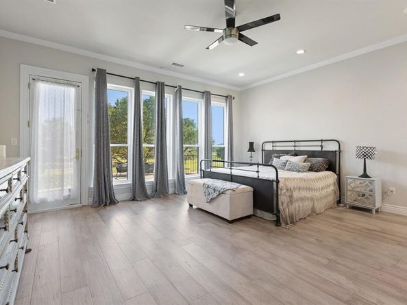 7702  Lakecrest Circle , Irving Texas 75063