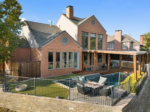 7702  Lakecrest Circle , Irving Texas 75063