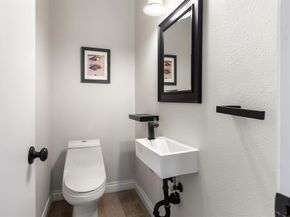 7702  Lakecrest Circle , Irving Texas 75063