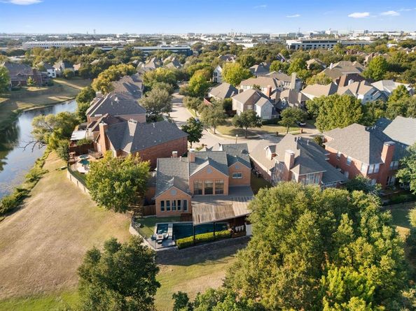 7702  Lakecrest Circle , Irving Texas 75063