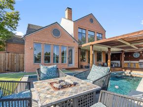 7702  Lakecrest Circle , Irving Texas 75063