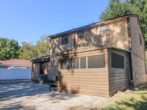 1521 W Springcrest Circle , Lancaster Texas 75134