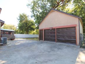 1521 W Springcrest Circle , Lancaster Texas 75134
