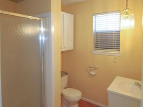 1521 W Springcrest Circle , Lancaster Texas 75134