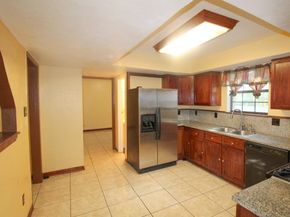 1521 W Springcrest Circle , Lancaster Texas 75134