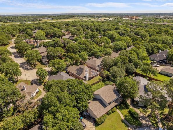 7632  Arbor Ridge Court , Fort Worth Texas 76112
