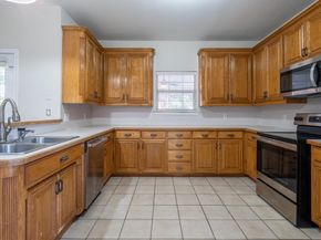 2305 S Branch Drive , Arlington Texas 76001