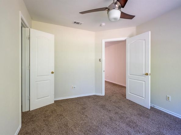 2305 S Branch Drive , Arlington Texas 76001