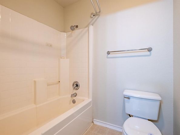 2305 S Branch Drive , Arlington Texas 76001